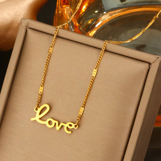 Hot Stainless Steel 18K Gold Pearl Shell Zircon Clover Heart Butterfly Letter Pendant Necklace Women Flower Bow Chain Necklace