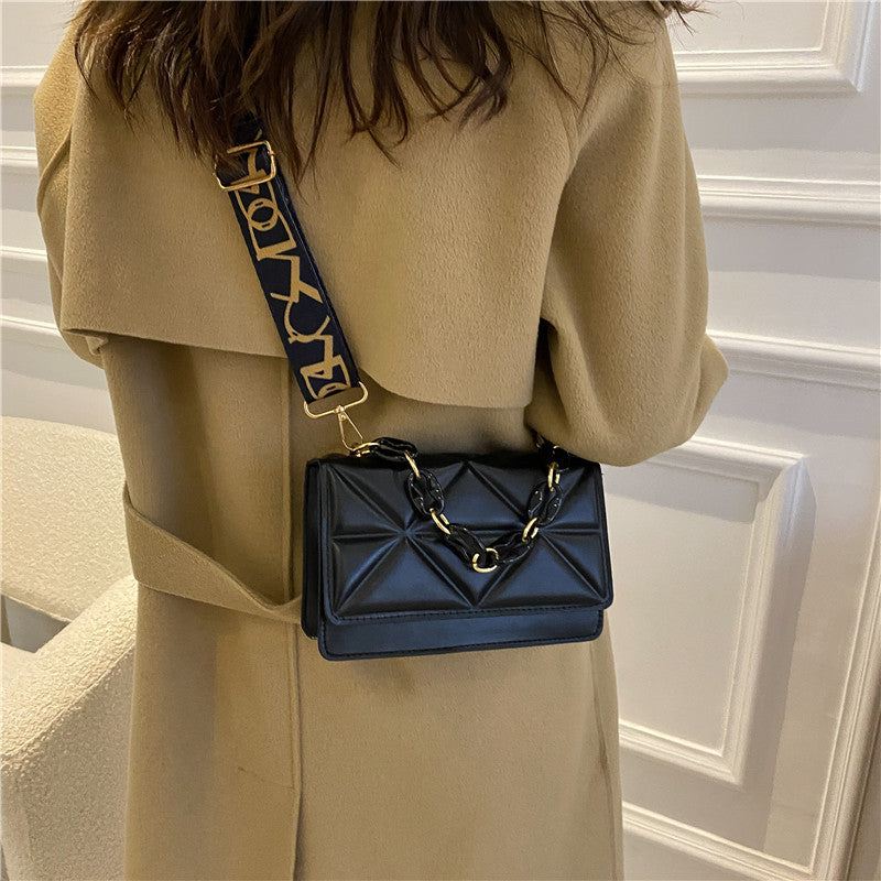 Fashion Designer Bolsos Shoulder Mini Small Little Hand Bags Sac Saddle Handbags for Girls Ladies Purses and Crossbody.