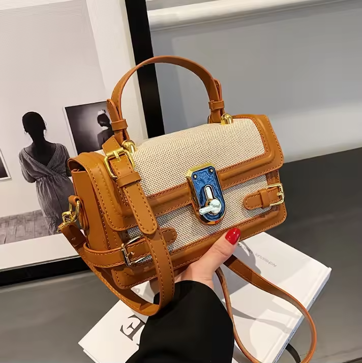 2025 New Factory Wholesale Handbags Young Ladies Small square Bags Ladies Fashion Design Purses for Females